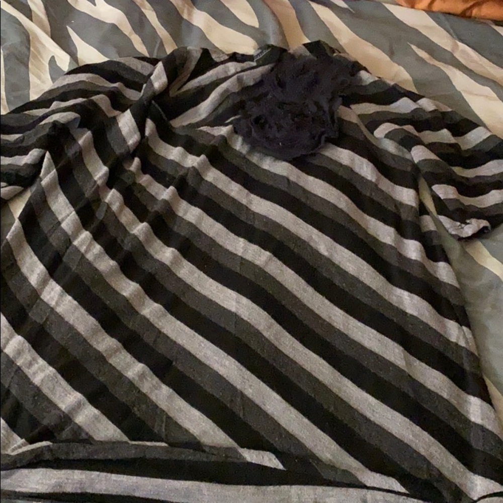 Striped black and gray short sleeve shirt